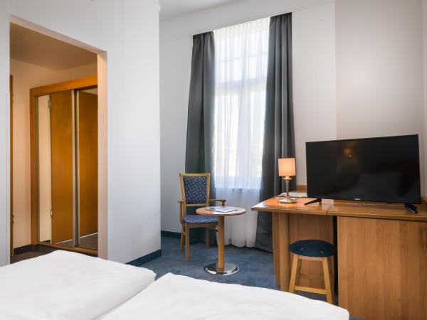 Hotel Golden Park Budapest : photo 3 de la chambre chambre double ou lits jumeaux