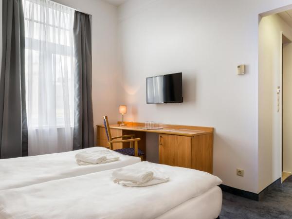 Hotel Golden Park Budapest : photo 5 de la chambre chambre lits jumeaux standard