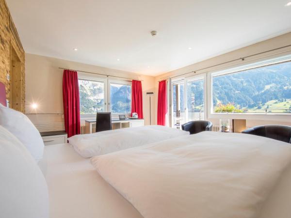 Belvedere Swiss Quality Hotel : photo 4 de la chambre chambre double ou lits jumeaux classique avec climatisation - vue sur eiger