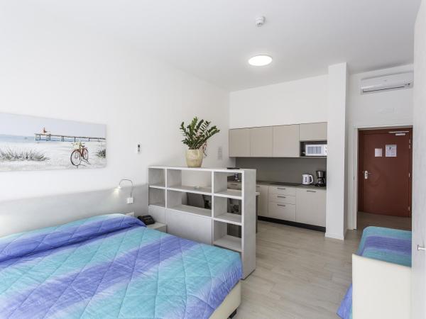 Residenza Turistica Alberghiera Blue Marine : photo 3 de la chambre studio