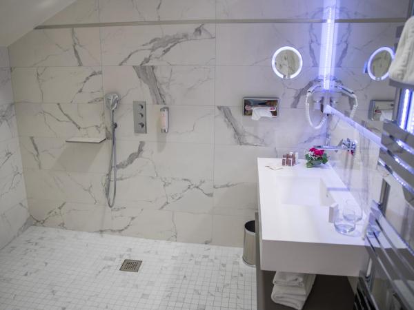 Best Western Beauséjour : photo 5 de la chambre chambre supérieure lit queen-size