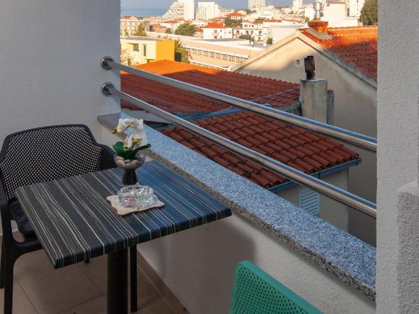 Guest House Damir : photo 9 de la chambre chambre double - vue sur mer