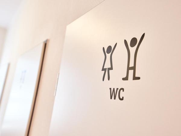 DJH Jugendgästehaus Adolph Kolping : photo 3 de la chambre chambre simple avec salle de bains commune