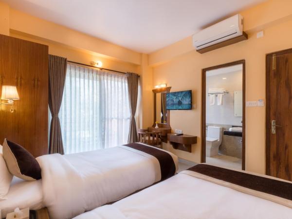 Hotel Lake Shore : photo 1 de la chambre chambre double ou lits jumeaux standard