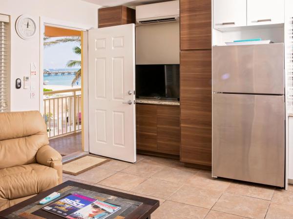 Windjammer Resort and Beach Club : photo 3 de la chambre appartement 1 chambre avec terrasse – vue partielle sur océan