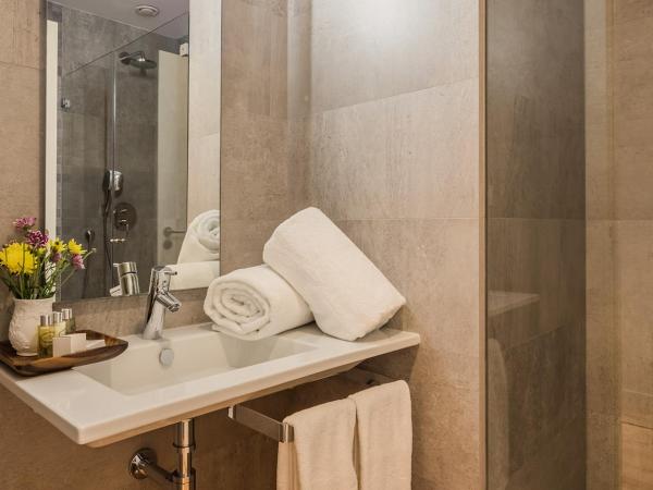 Porto River : photo 2 de la chambre studio avec puits de lumière