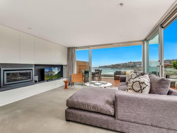 Tamarama Apartments : photo 4 de la chambre penthouse