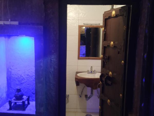 The Thikana Heritage : photo 8 de la chambre chambre standard lit queen-size