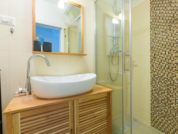 Valamar Riviera Hotel & Residence : photo 9 de la chambre apartment for 4+1 old town view - old town suites & rooms