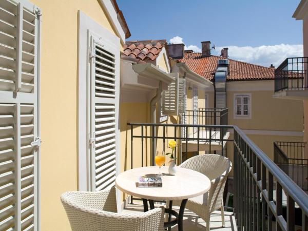 Valamar Riviera Hotel & Residence : photo 10 de la chambre superior apartment for 2+2 old town view 