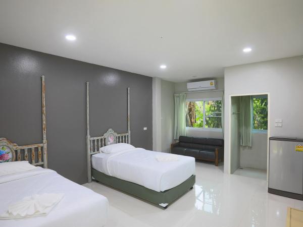 Phuket Nonnita Boutique Resort - SHA Plus : photo 2 de la chambre chambre lits jumeaux deluxe