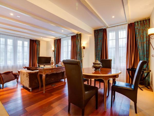 Hotel Regina : photo 6 de la chambre suite - vue sur montagne