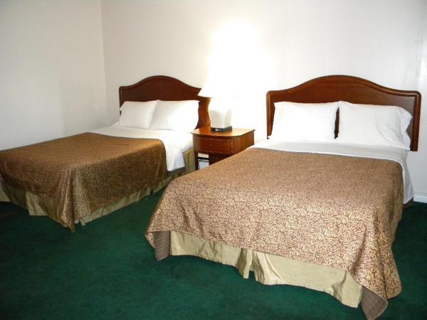 Fairway Inn by the Falls : photo 5 de la chambre chambre double standard avec 2 lits doubles