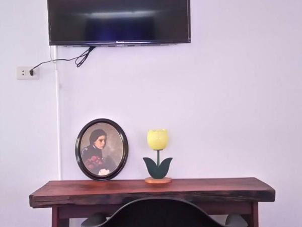 Pimthong Place : photo 5 de la chambre chambre double avec terrasse