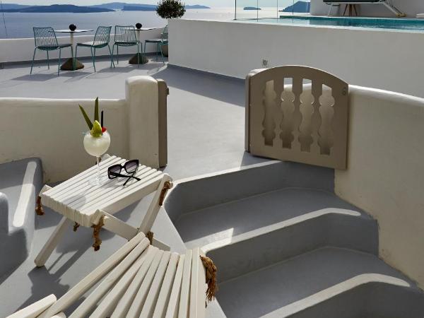Filotera Suites : photo 5 de la chambre suite troglodyte avec jacuzzi extérieur chauffé privé