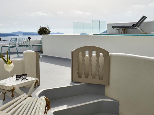Filotera Suites : photo 7 de la chambre suite troglodyte avec jacuzzi extérieur chauffé privé