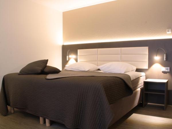 Avenue Hotel : photo 5 de la chambre chambre lit king-size deluxe