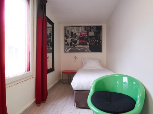 Logis Hotel Chateaubriand : photo 1 de la chambre chambre 1 personne