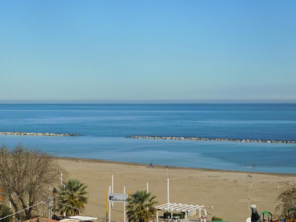 Hotel Dolores : photo 7 de la chambre chambre double - vue sur mer