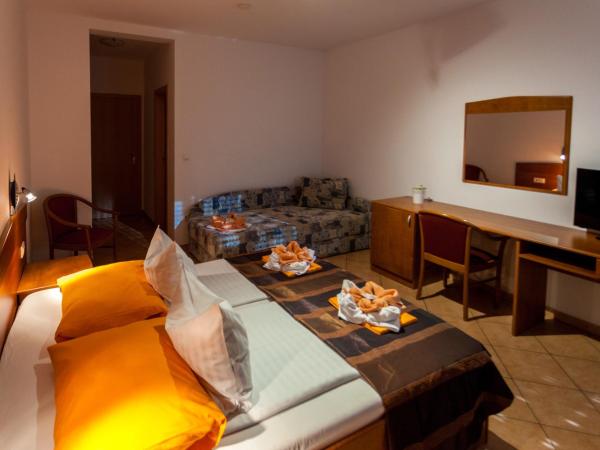 Guesthouse Villa Adria : photo 7 de la chambre chambre triple