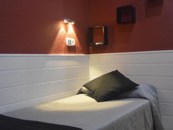 Hostal Aresol : photo 5 de la chambre chambre simple