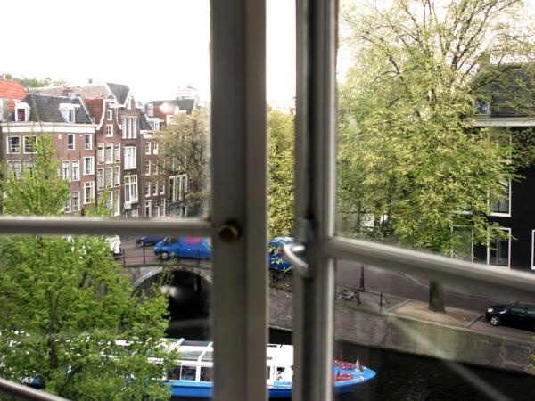 Hostel The Veteran : photo 5 de la chambre chambre double avec installations communes