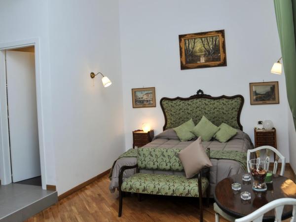 Di Palma Suite : photo 9 de la chambre chambre quadruple - vue sur mer