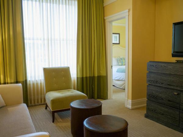 Hotel DeLuxe : photo 2 de la chambre suite lit king-size