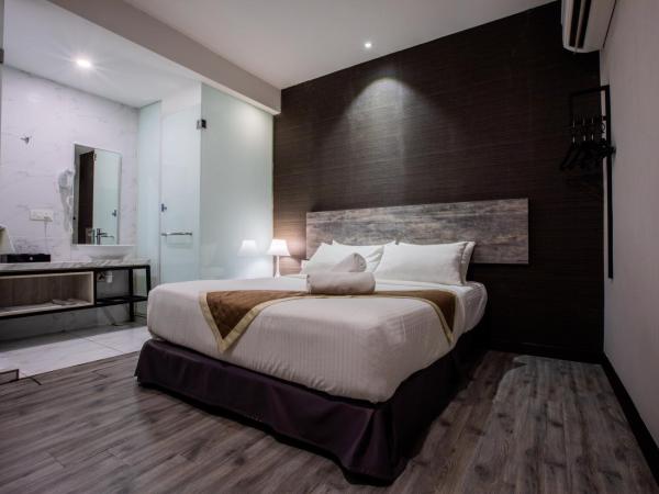 The Leverage Business hotel (Skudai) : photo 1 de la chambre chambre lit queen-size standard (aucune fenêtre)