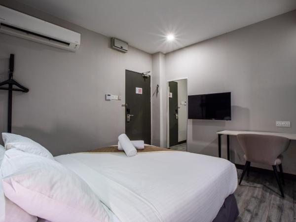 The Leverage Business hotel (Skudai) : photo 2 de la chambre chambre lit queen-size standard (aucune fenêtre)
