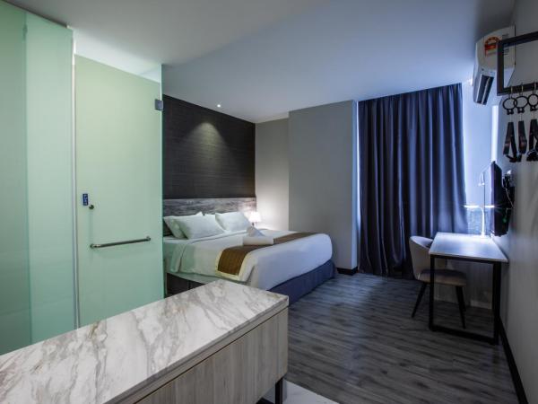 The Leverage Business hotel (Skudai) : photo 3 de la chambre chambre lit king-size supérieure