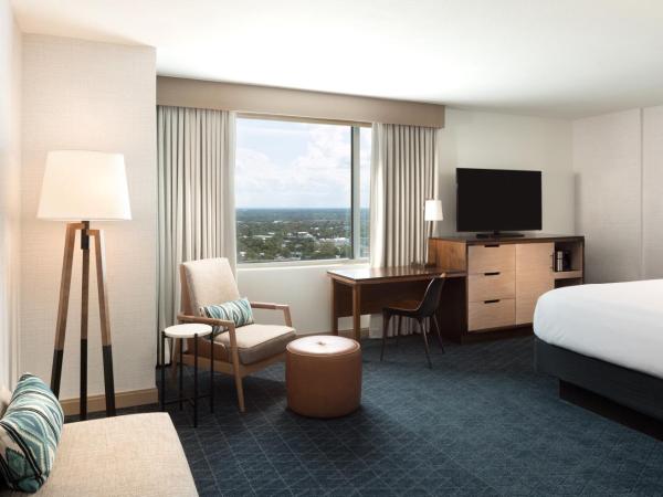Grand Hyatt San Antonio River Walk : photo 1 de la chambre chambre d'angle lit king-size