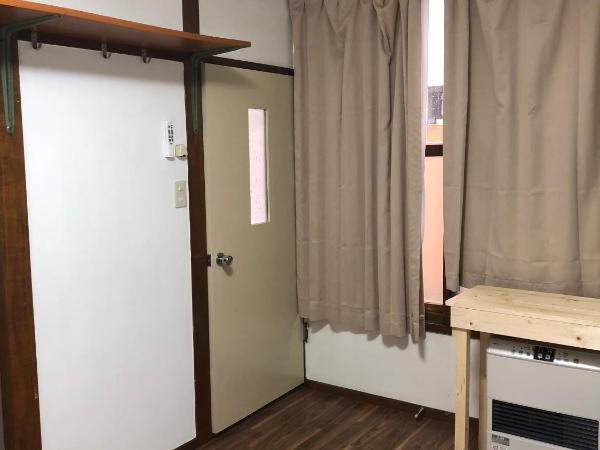 Happy Apartment : photo 8 de la chambre chambre double avec salle de bains privative