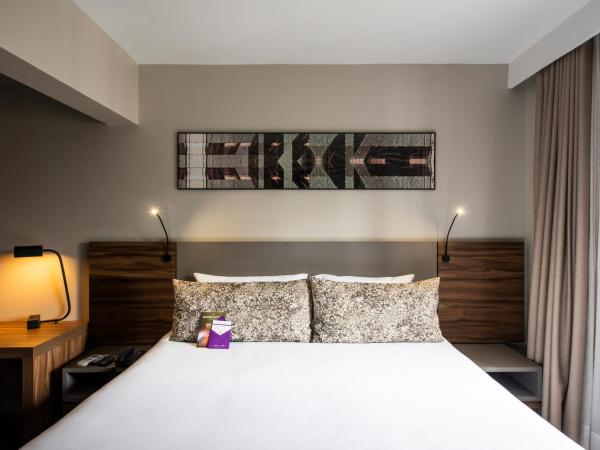 Mercure Curitiba Batel : photo 1 de la chambre chambre lit king-size standard