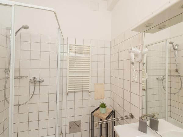 Metro Apartments Vienna : photo 5 de la chambre appartement