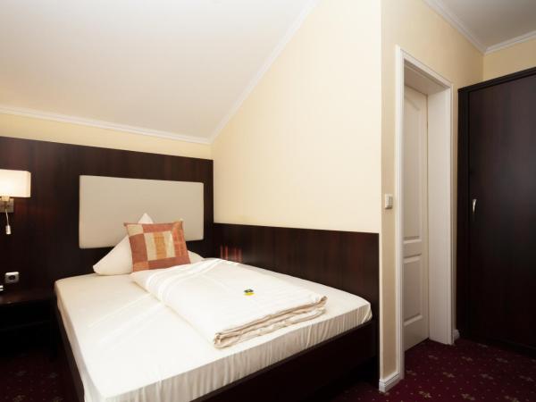 Hotel Grüne Tanne : photo 1 de la chambre chambre simple standard