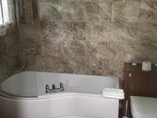 Hotel Celebrity Bournemouth East Cliff by Villare hotels : photo 5 de la chambre chambre triple supérieure