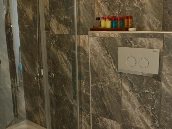 Nar Palace : photo 6 de la chambre dortoir mixte de 6 lits