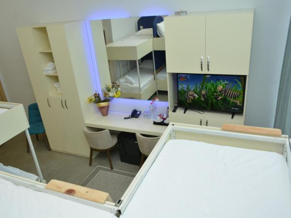 Nar Palace : photo 8 de la chambre dortoir mixte de 6 lits