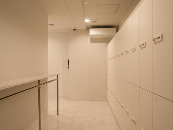 TSUKIMI HOTEL : photo 8 de la chambre chambre capsule dans dortoir mixte