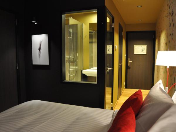 Hotel The Royal Snail : photo 5 de la chambre chambre double standard - côté piscine