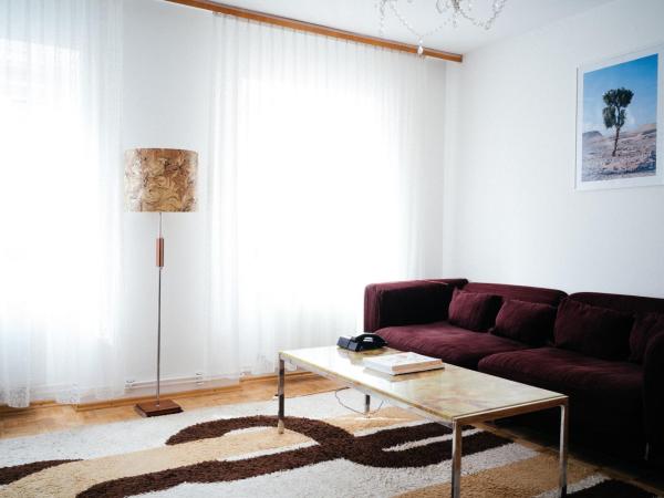 Hotel Am Brillantengrund : photo 6 de la chambre suite