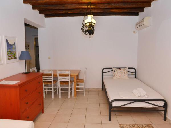 Paradisia Villas : photo 9 de la chambre appartement - vue sur jardin
