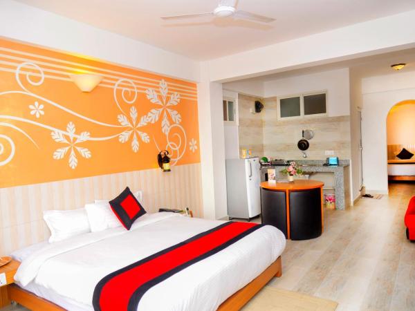 Hotel City Inn - Mountain View : photo 4 de la chambre suite familiale avec vue sur la ville