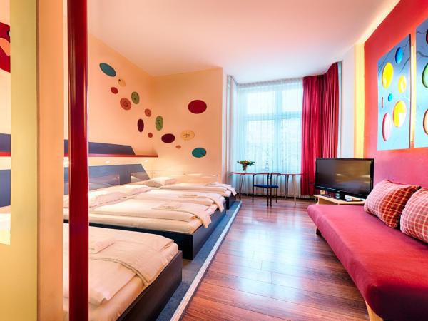 Art Hotel Charlottenburger Hof Berlin : photo 3 de la chambre chambre familiale