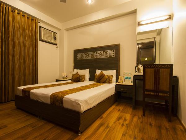 Hotel Sunstar Heights : photo 2 de la chambre petite chambre double ou lits jumeaux