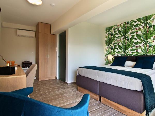 Maison 66, Riviera Hotels : photo 3 de la chambre superior double room with balcony & side sea view