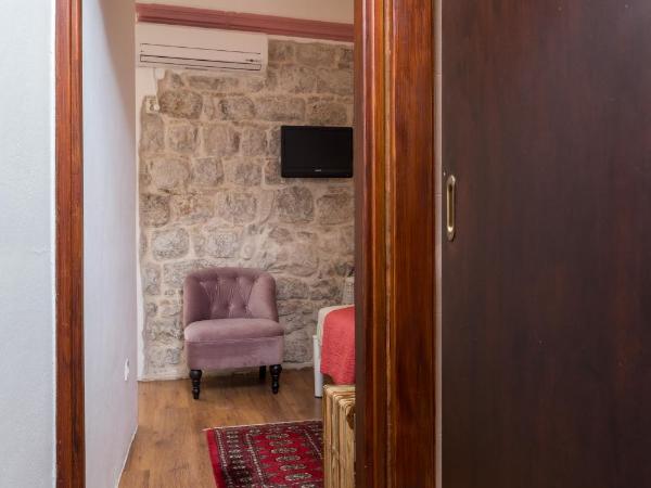 Guesthouse Vicelic : photo 2 de la chambre chambre simple avec salle de bains