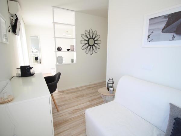 JR Studios & Suites I Rius I : photo 7 de la chambre suite deluxe