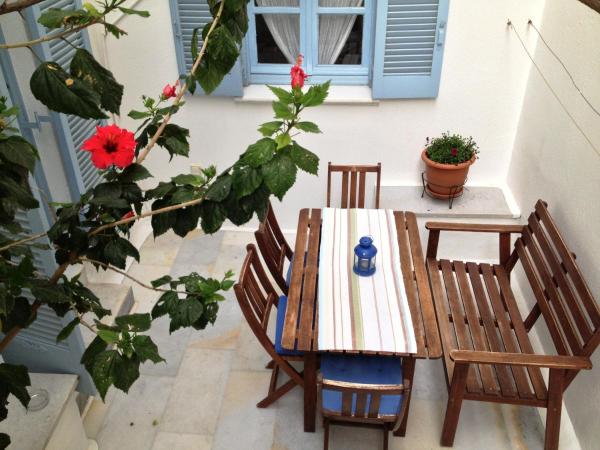Sigma Studios on The Beach : photo 6 de la chambre special offer - semi basement family studio (5 guests)